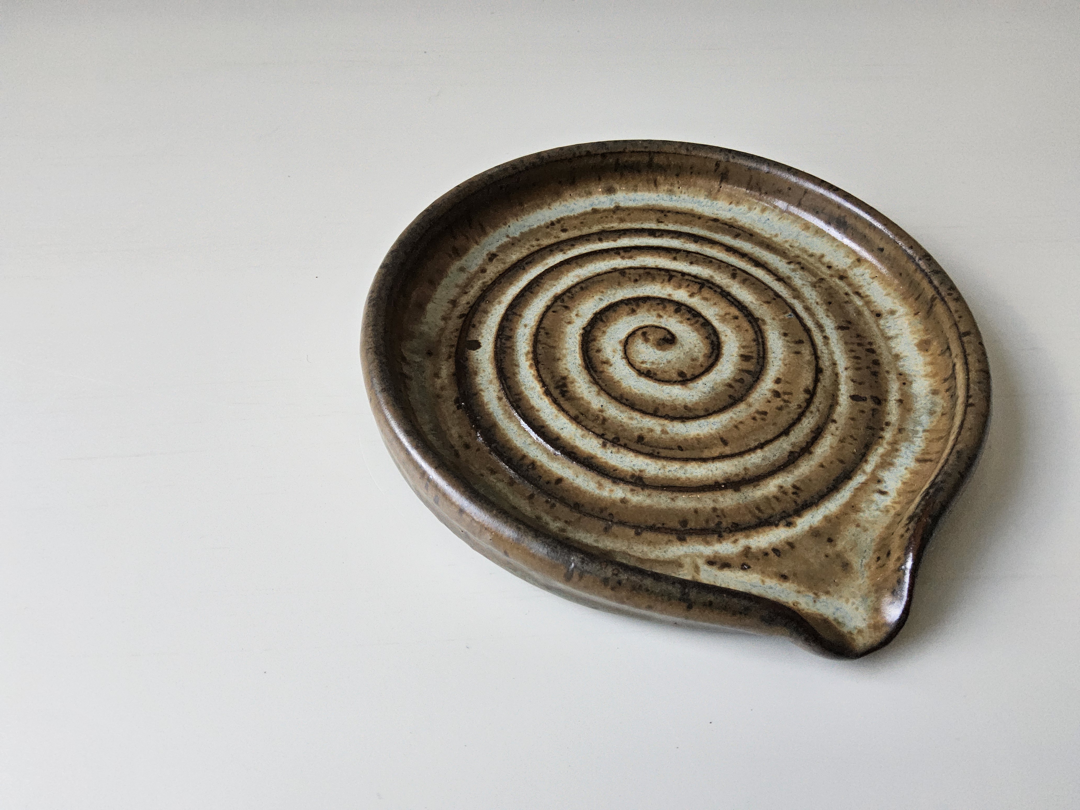 Green Spiral Spoon Rest